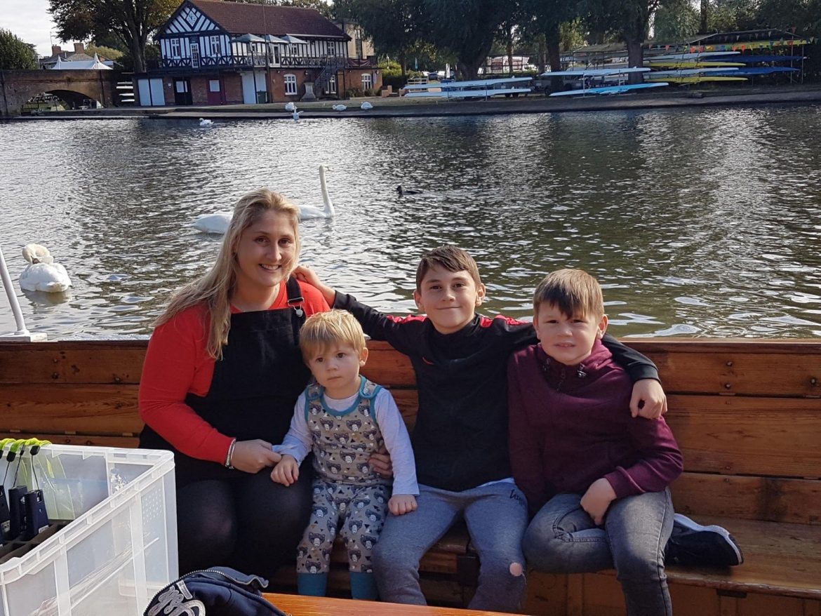 A family trip on the River Avon